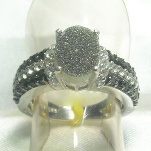 NWT Drusy Quartz, Black Spinel & Topaz Ring